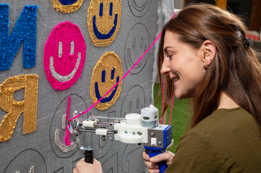 Tuften: waarom iedereen gek wordt op deze pluizige hobby